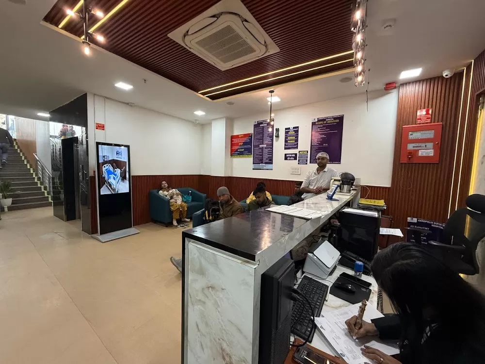 Akropolis Super Speciality Hospital: Orthopedic Hospital in Gurgaon | Neuro, Cardiologist, CT Scan, ENT Hospital in Gurgaon - Photo 5