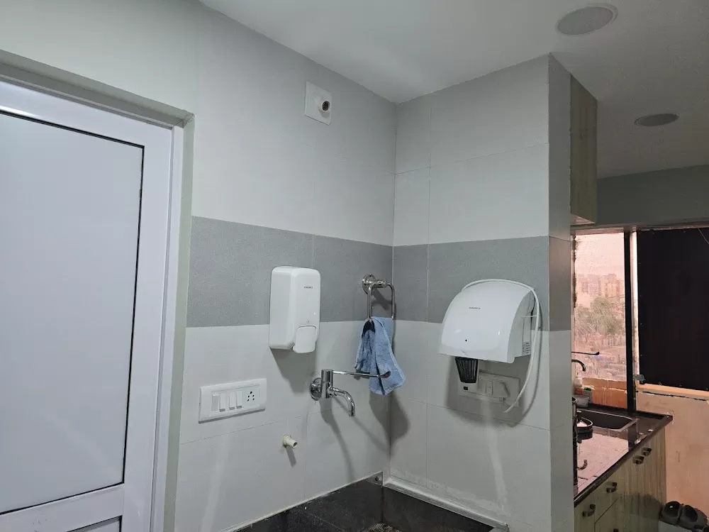 Dr Gupta's ANANY CARE SPECIALITY E.N.T. & DENTAL - Photo 2