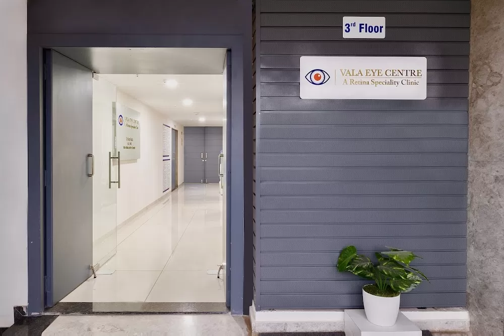 Vala Eye Centre : Best Eye Hospital & Best Retina Specialist in Vadodara - Photo 8