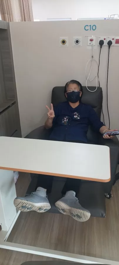 Dr Cha Kar Huei - General, Laparoscopic, Bariatric & Robotic Surgeon - Photo 1