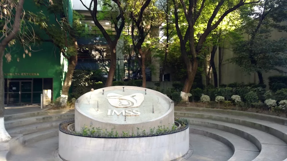 Centro Medico Nacional La Raza - Photo 3