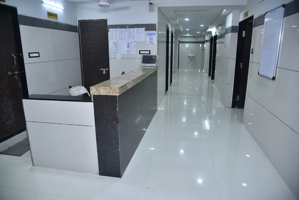 Avdhoot Hospital - Photo 6