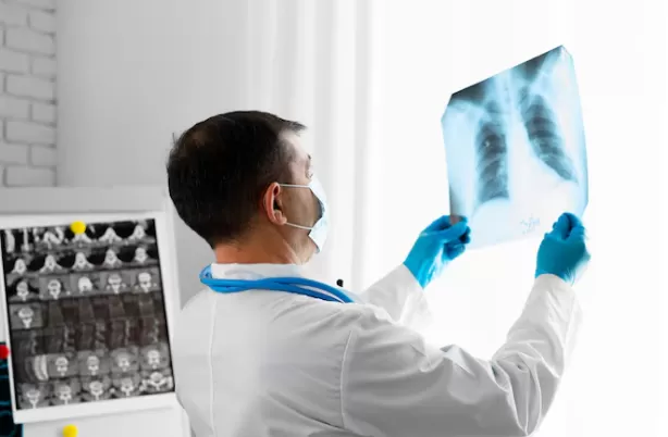 Dr Amit Kumar | Clinic Lung | Pulmonary Medicine | Chest Specialist - Photo 1