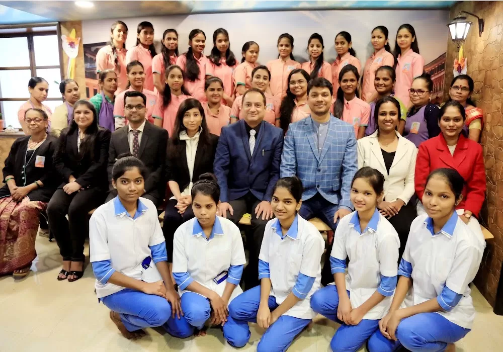 Howard Newborn Centre - Photo 1