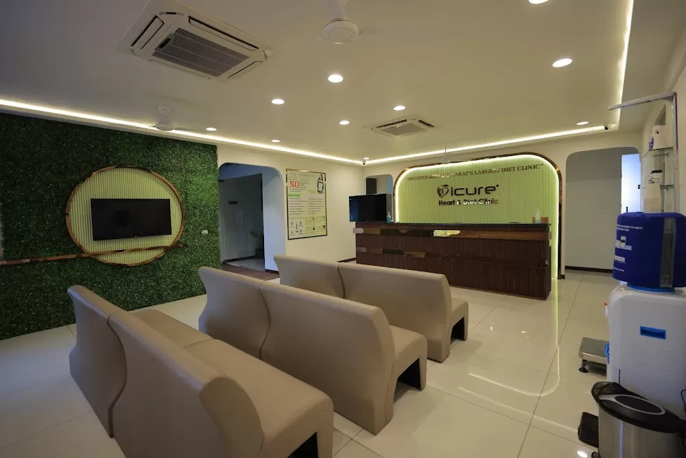 Dr. Krish Vaidya's iCure Heart & EECP Clinic - Photo 7