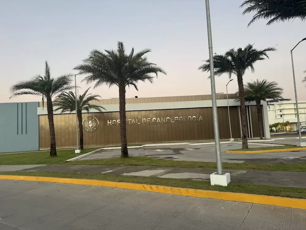 Hospital de Cancerología de Ciudad de la Salud - Photo 6