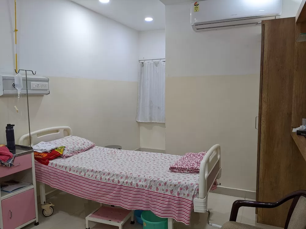 Ravi Hospital Multispecialty Hospital in KPHB, Road No 1, Kukatpally, Hyderabad - Photo 2