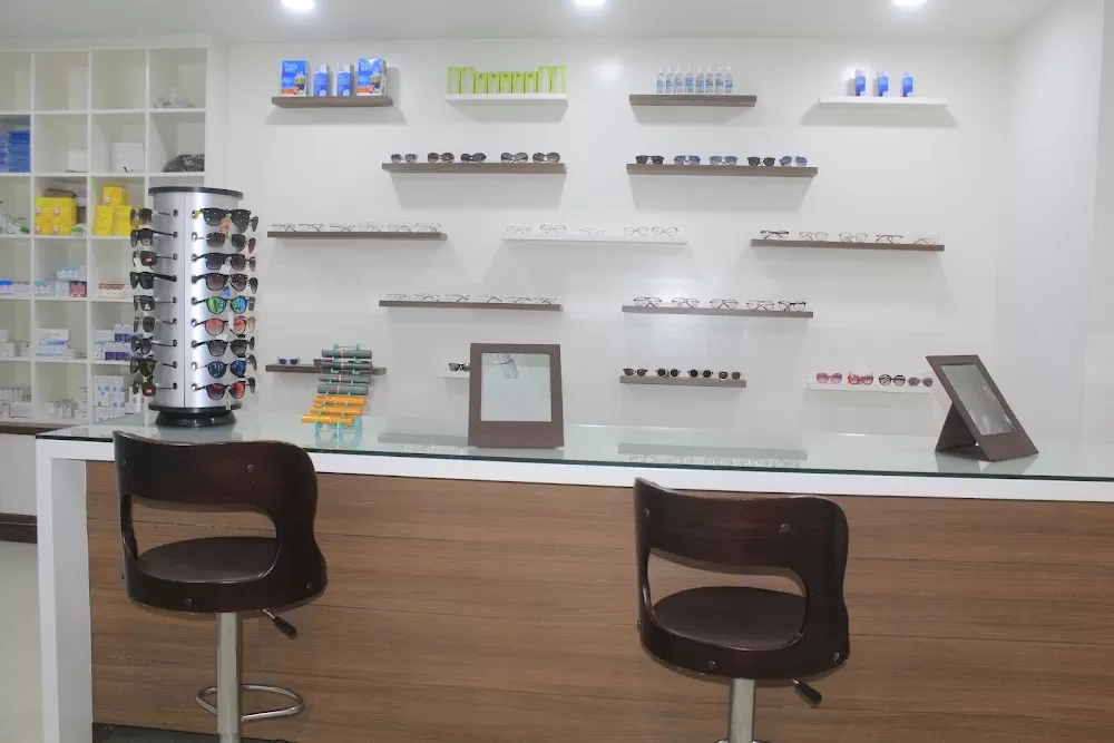 AadyA Eye Care - Photo 3