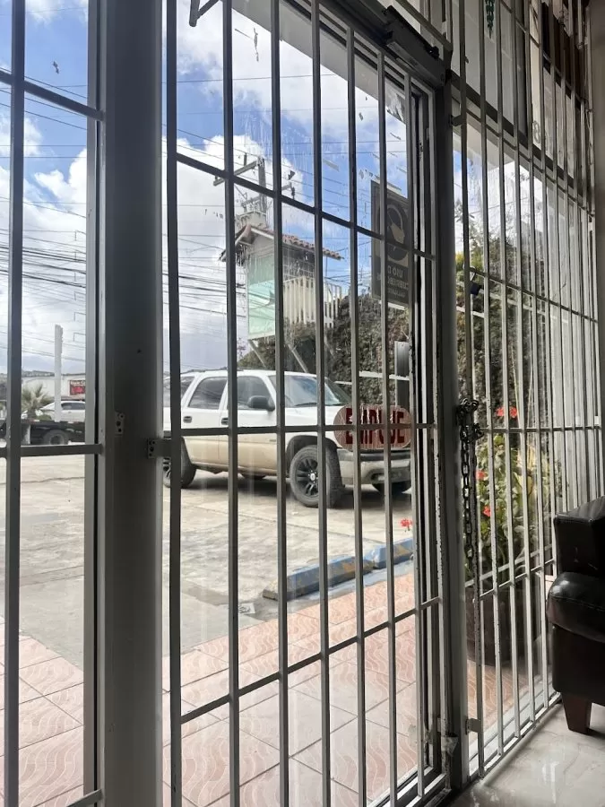 Centro Médico Dorado - Photo 3