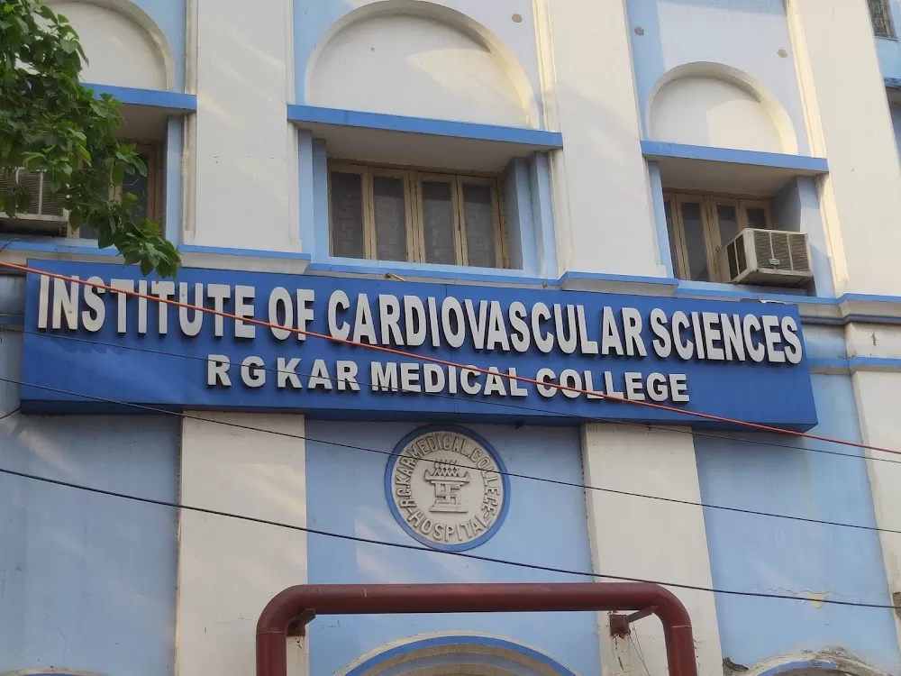 Cardiology opd R G Kar MCH - Photo 4