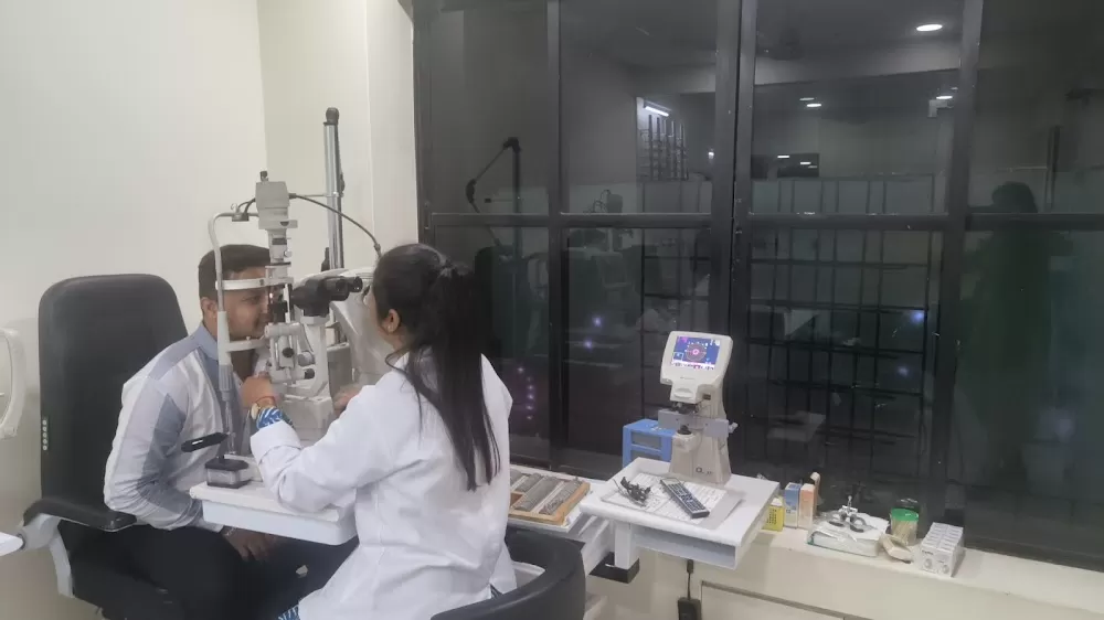 Jeevan Sparsh Eye Clinic - Photo 4