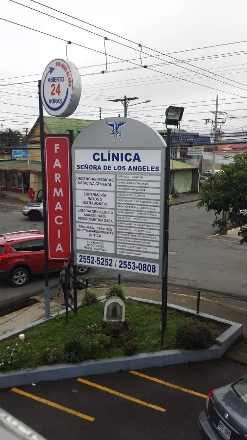 Clínica Señora de los Ángeles - Photo 7