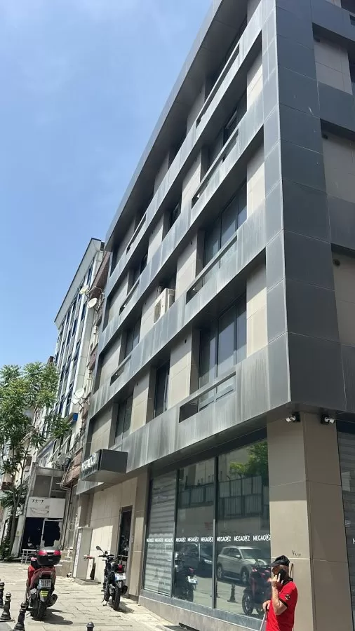 MegaGöz Cerrahi Tıp Merkezi - Photo 4