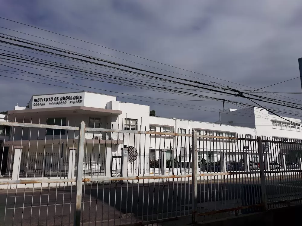 Oncology Institute Dr. Heriberto Pieter - Photo 4