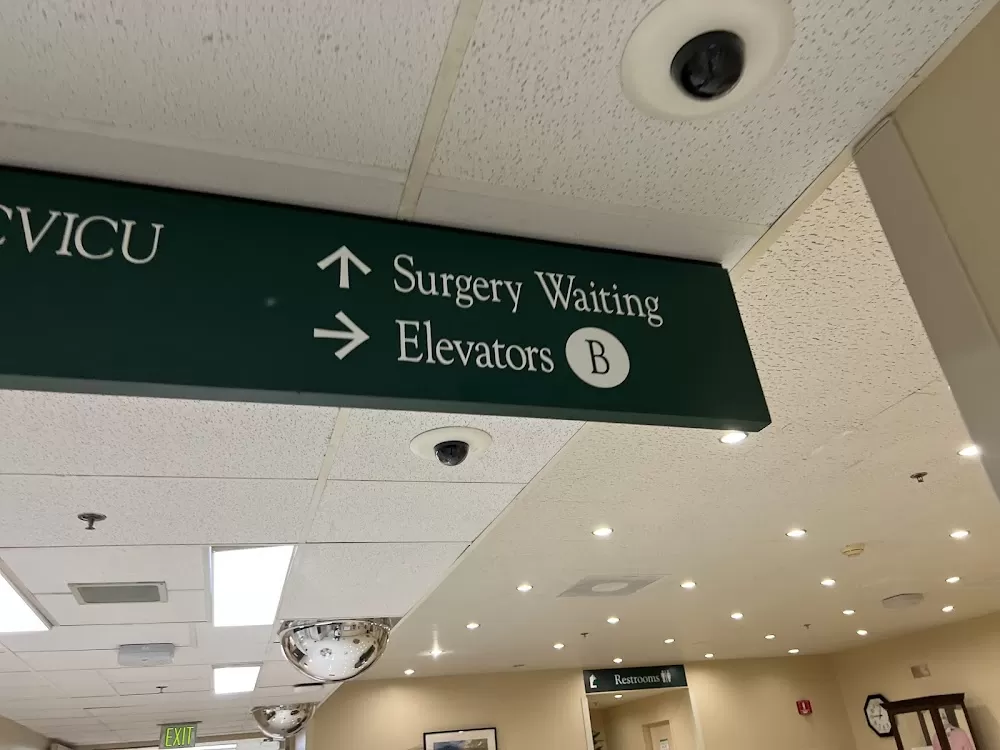 Good Samaritan Hospital - Photo 4