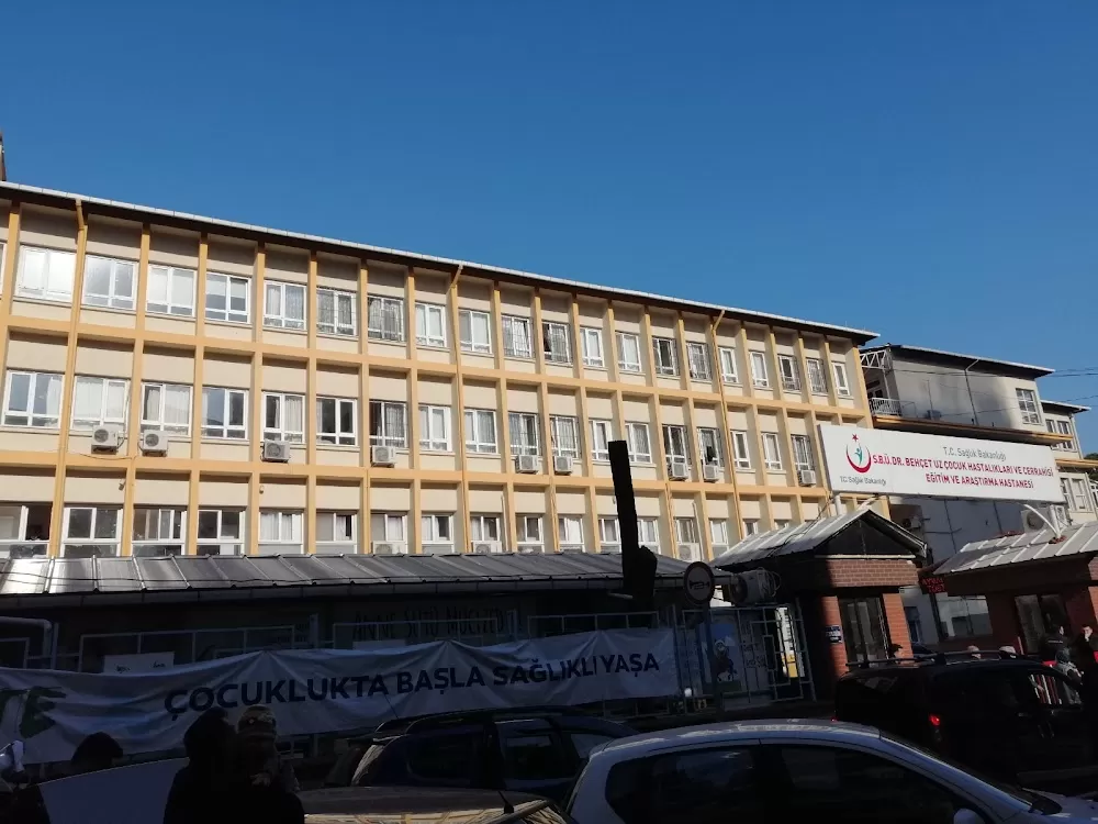 S.B.Ü Dr. Behçet Uz Çocuk Hastalıkları Ve Cerrahisi Eğitim Ve Araştırma Hastanesi - Photo 3