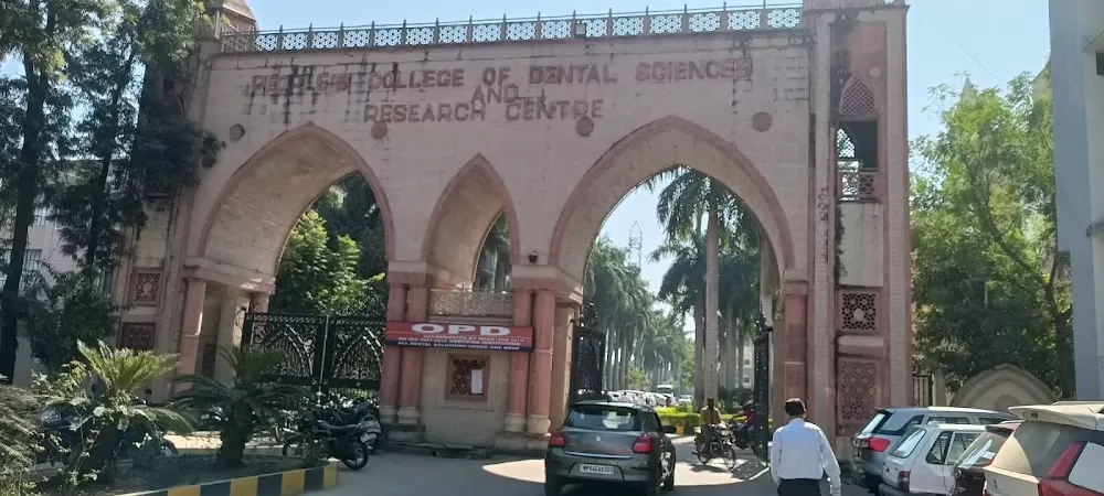 People's Dental Hospital - Photo 4