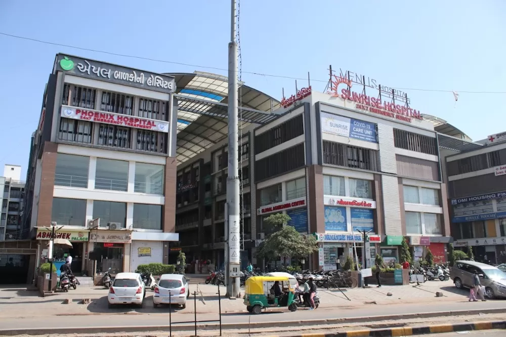 Phoenix Hospital, Naroda - Photo 3