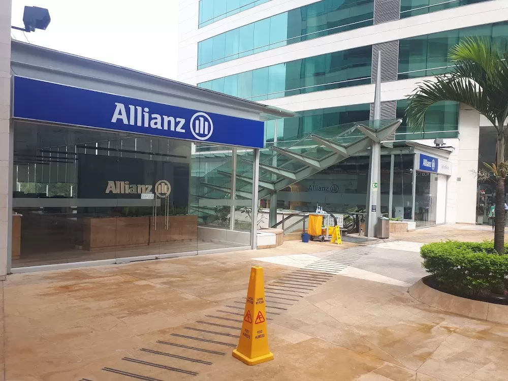 Centro médico Allianz Medellín - Photo 4