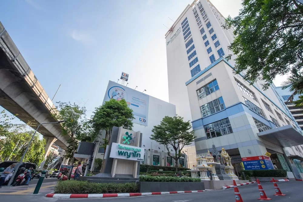 Phyathai Phaholyothin Hospital - Photo 1