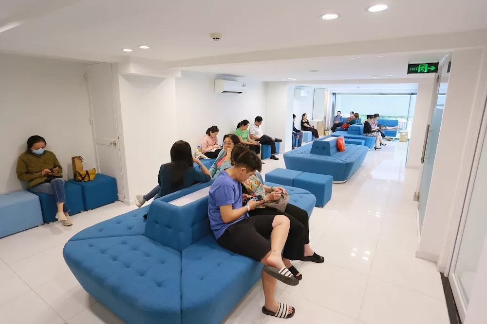 Hai Yen Eye Care - Photo 1