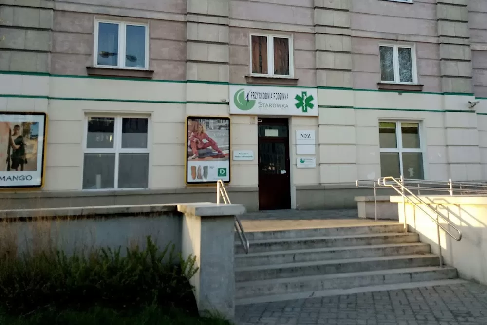 Przychodnia Rodzinna STARÓWKA - Photo 1