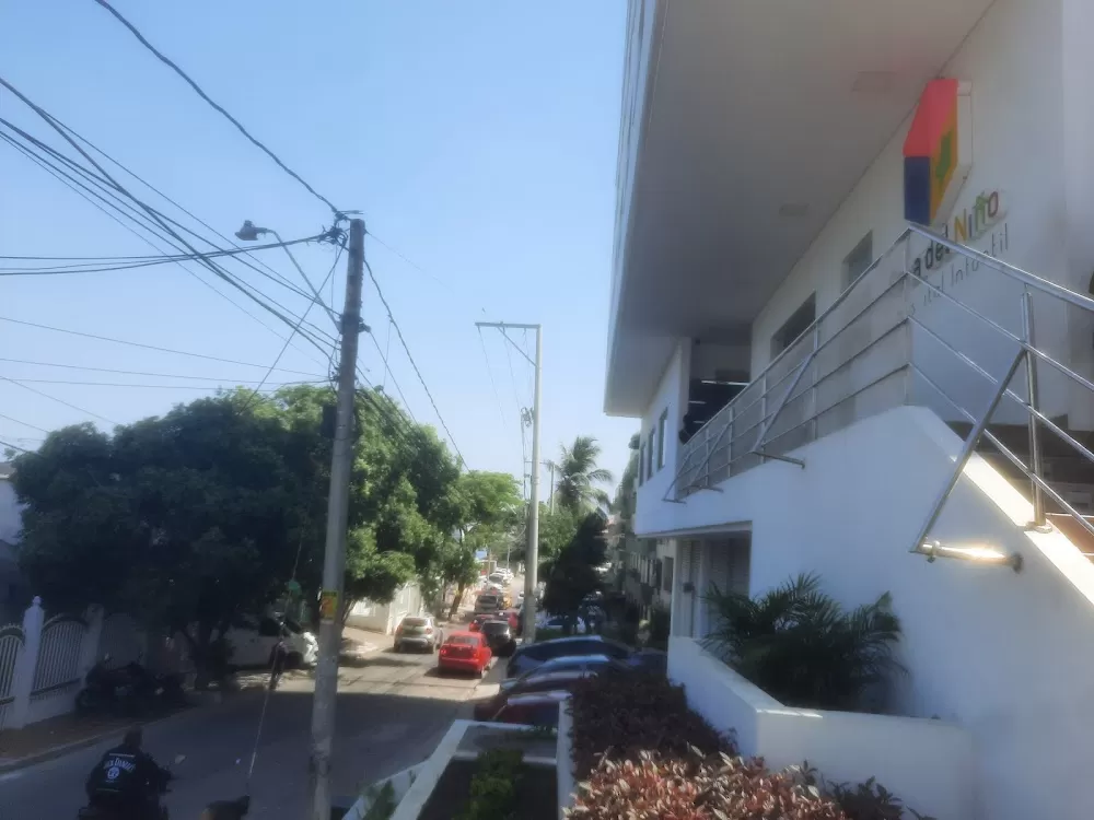 Napoleón Franco Pareja Children's Hospital - Photo 2