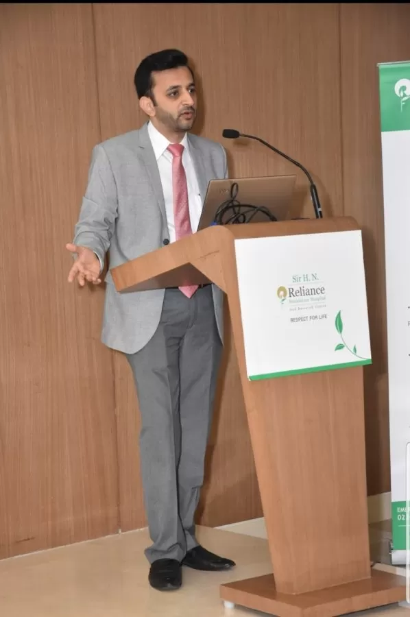 Dr Maulik Parekh - TAVR / TAVI, MitraClip, Angioplasty expert - Photo 2