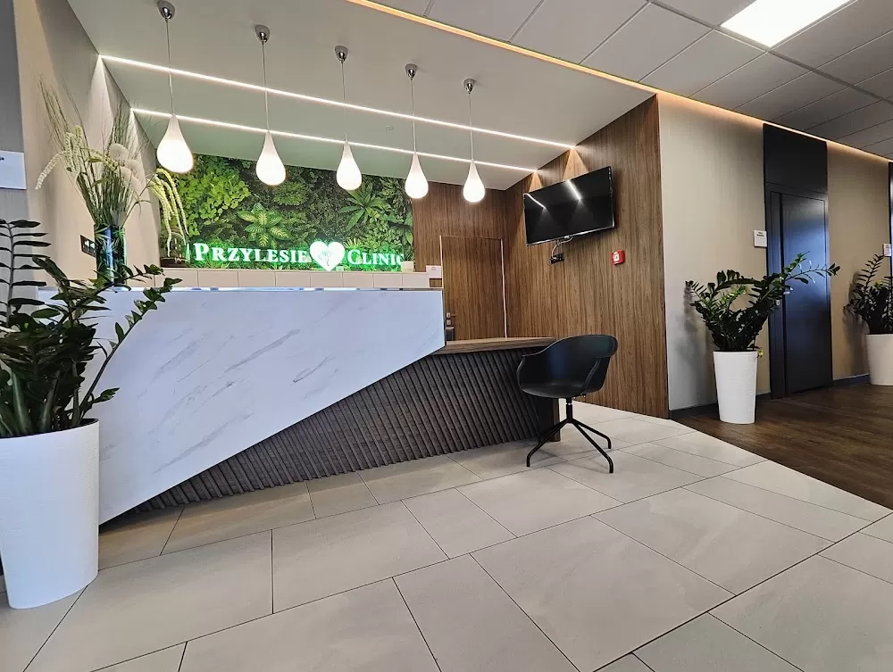 Centrum Medyczne PRZYLESIE CLINIC - Jabłonna/Legionowo Lekarze specjaliści - przychodnia - LASEROTERAPIA - Photo 1