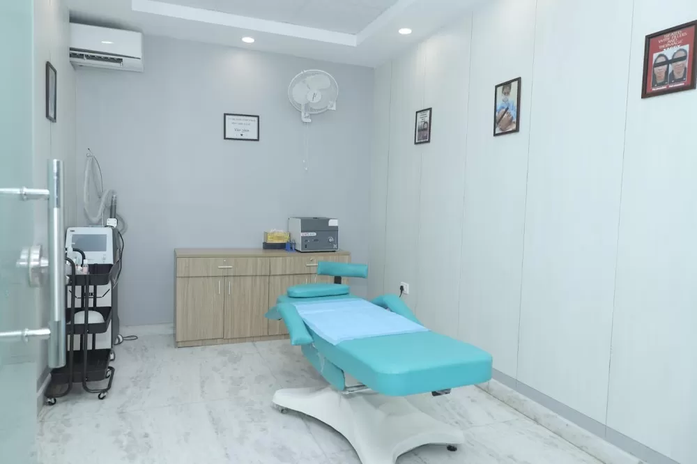 DR OSHIN AGRAWAL - Photo 2