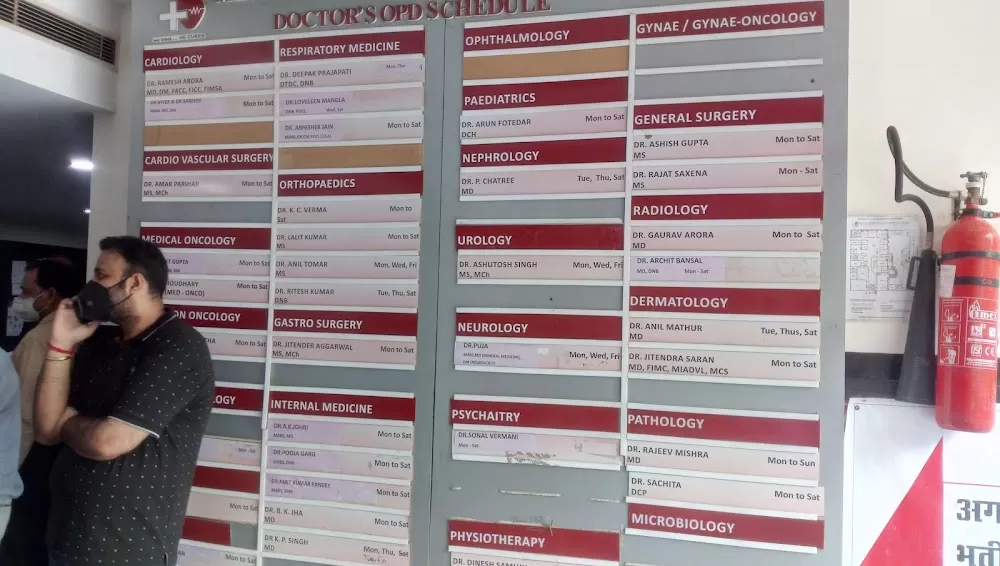 Metro Hospital & Cancer Institute: Best Cancer Hospital in Delhi Ncr, India | Cancer Treatment Hospital in Delhi NCR - Photo 4