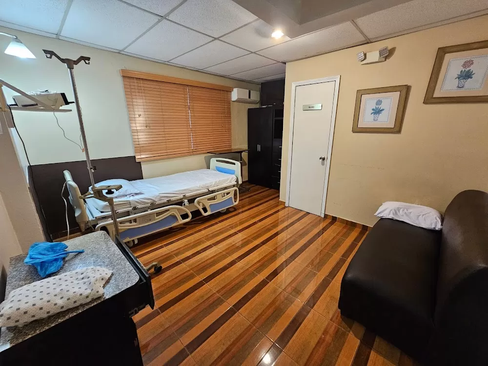 Centro Médico Dorado - Photo 7
