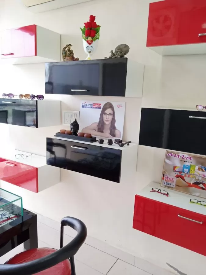 Mahindra Eye Centre - Photo 8