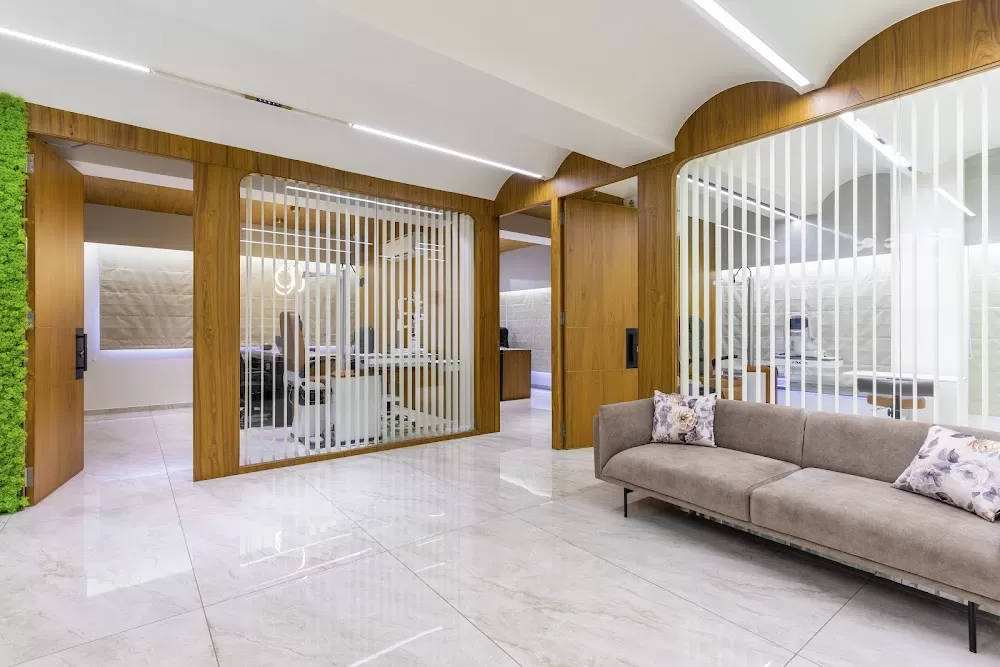 Dr Shah's Superspeciality Eye Hospital - Photo 2