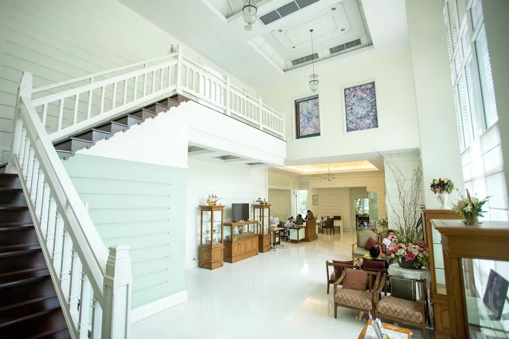 B.Care Medical Center - Photo 5