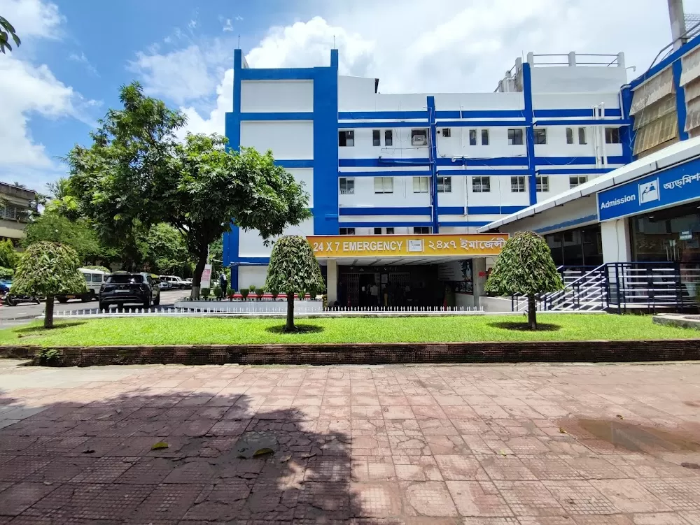Peerless Hospital - Photo 1