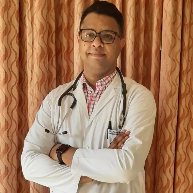 Dr Pankaj Gupta-Best Chest TB lung Specialist doctor Best Asthma Cough ILD doctor in punjabi Bagh - Photo 1