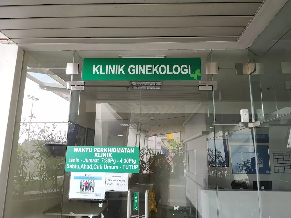 Department of Obstetrics and Gynaecology, UMMC - Photo 4