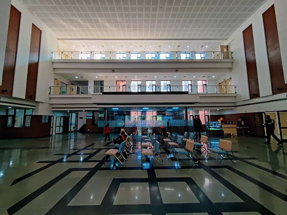 Indira Gandhi Eye Hospital: Best Eye hospital in Gurgaon, Lasik Surgery, Cataract Surgery - Photo 1