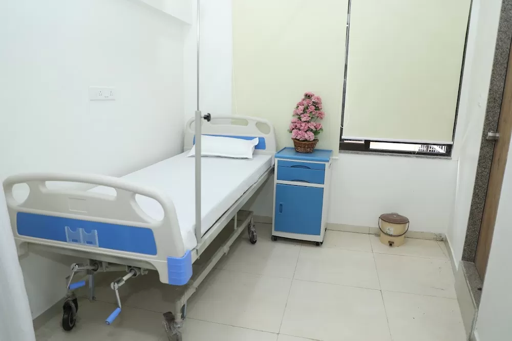 Ansh Women & Kids Hospital in Paldi - Dr. Amol Patel | Dr. Shuchi Patel - Photo 3