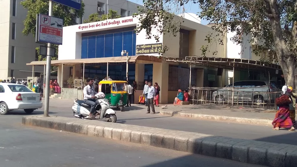 The Gujarat Cancer & Research Institute - Photo 2