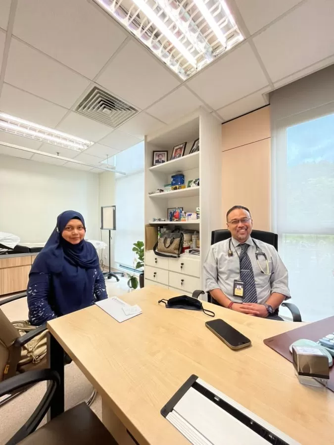 Dr Mohd Arif Mohd Zim, Consultant Pulmonologist & Internal Medicine - Photo 2