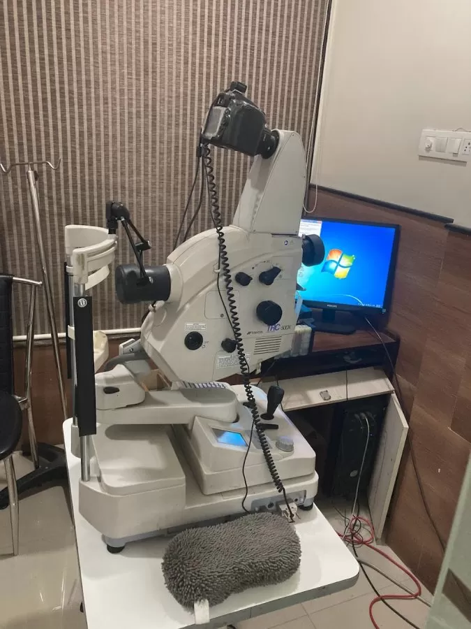 Retina Eye Care Clinic - Photo 7