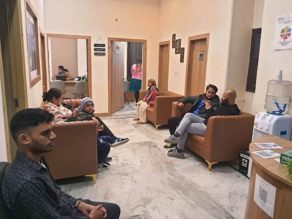 Noida Asthma and chest Clinic -Dr. Ashish Kumar - Photo 6