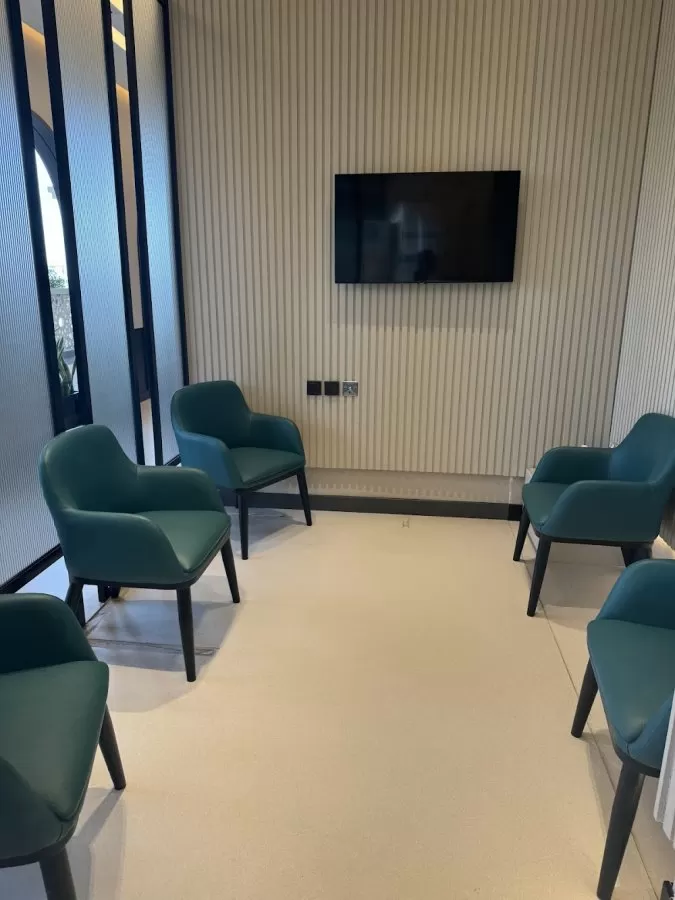 Al Seef Clinic - عيادة السيف للصحة و الجمال - Photo 3