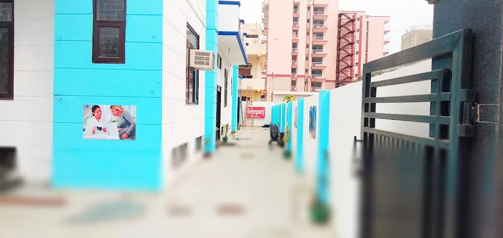 Yashlok Medical Centre - Photo 3
