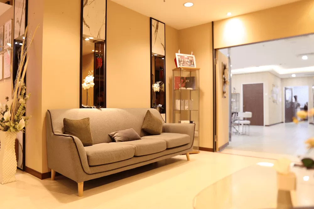 ALPS Medical centre 阿尔卑斯医学中心 - Photo 1