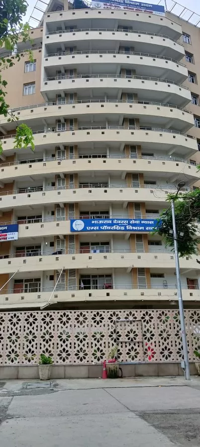 AIIMS Jai Prakash Narayan Apex Trauma Center - Photo 2