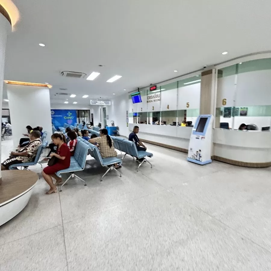 Suan Prung Hospital - Photo 1