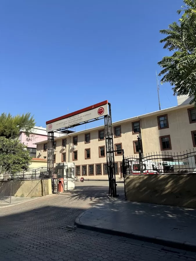 S.B.Ü Dr. Behçet Uz Çocuk Hastalıkları Ve Cerrahisi Eğitim Ve Araştırma Hastanesi - Photo 7
